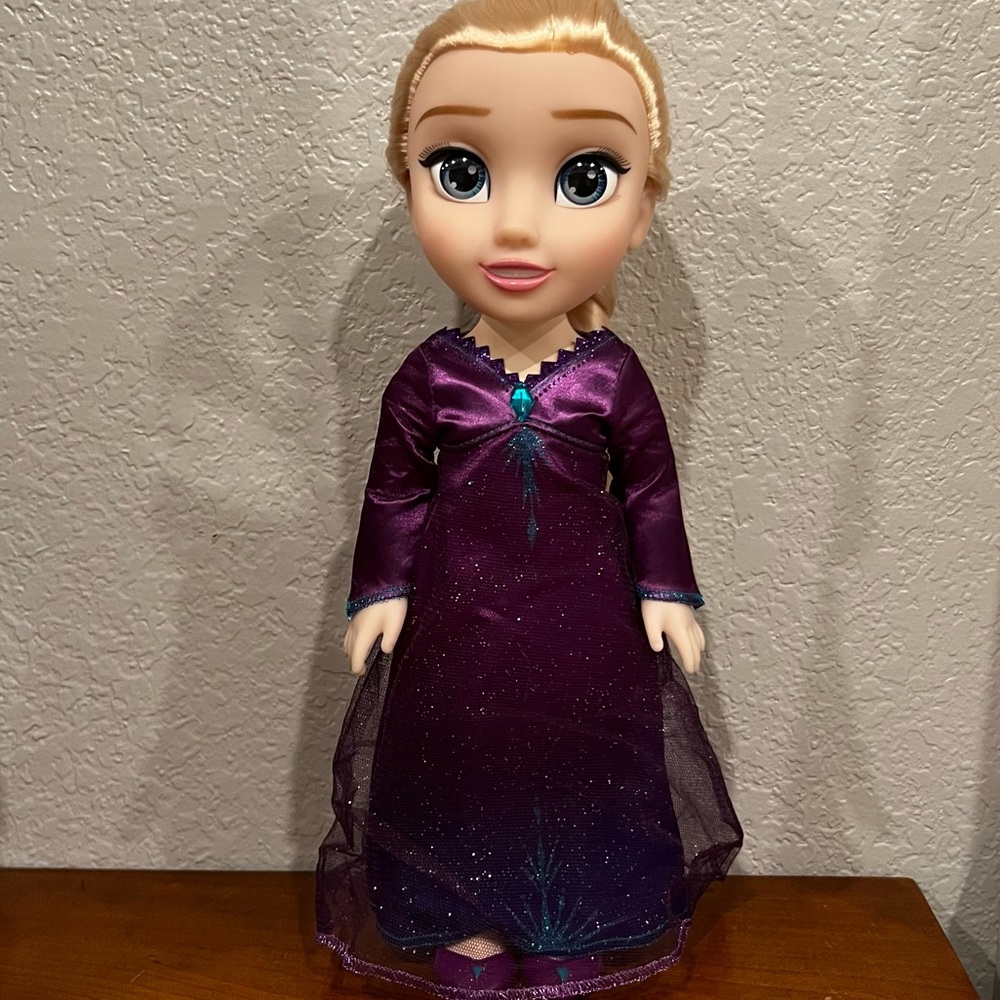 Frozen 2 Elsa Musical Doll Sings